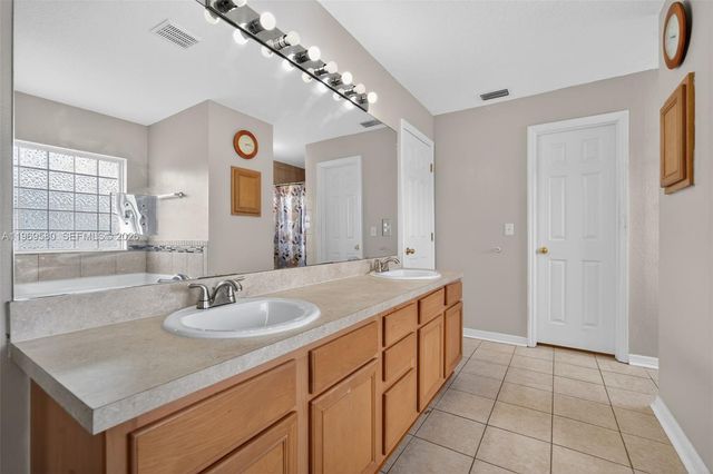 6762 NW Daffodil Lane, Port St. Lucie, Port St Lucie, FL 34983