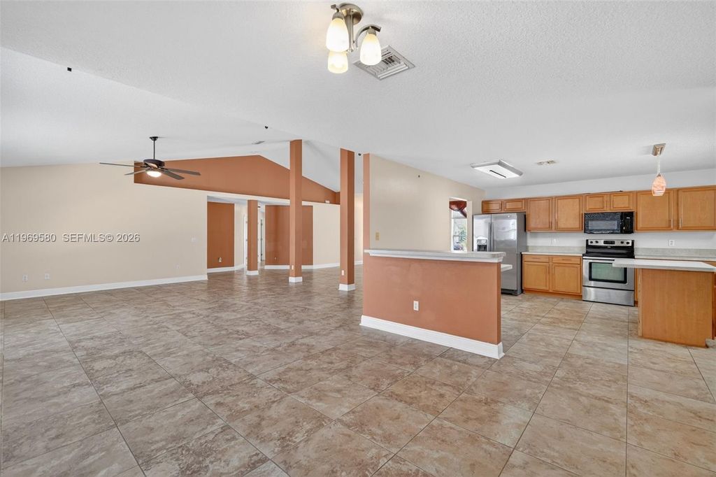 6762 NW Daffodil Lane, Port St. Lucie, Port St Lucie, FL 34983