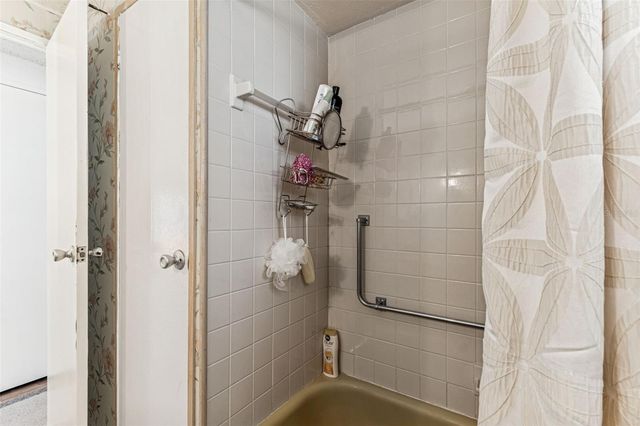 13225 101ST STREET 222, Largo, FL 33773