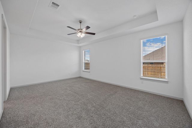 400 Deerpath ST, Leander, TX 78641
