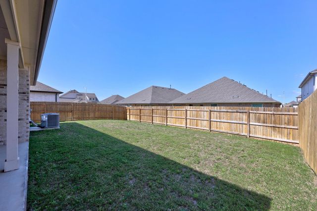 400 Deerpath ST, Leander, TX 78641