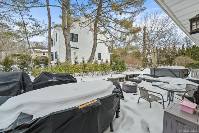 3 Greentree Drive, Scarsdale, NY 10583