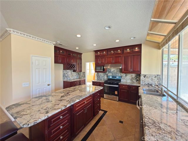 11037 Biella, Whittier, CA 90604