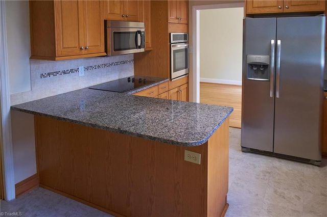 907 Onslow Drive, Greensboro, NC 27408