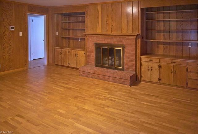 907 Onslow Drive, Greensboro, NC 27408