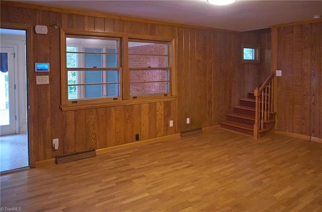 907 Onslow Drive, Greensboro, NC 27408
