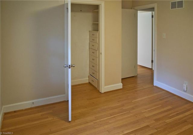 907 Onslow Drive, Greensboro, NC 27408