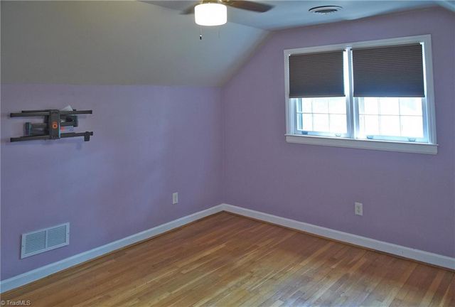 907 Onslow Drive, Greensboro, NC 27408