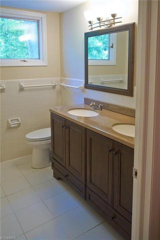 907 Onslow Drive, Greensboro, NC 27408