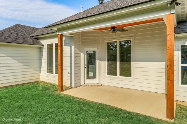 168 Katie Circle, Blanchard, LA 71107