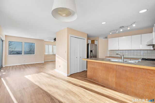 675 Townsend Avenue 104, New Haven, CT 06512