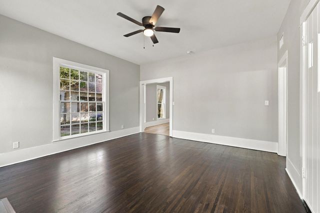 512 E Main Street, Whitesboro, TX 76273