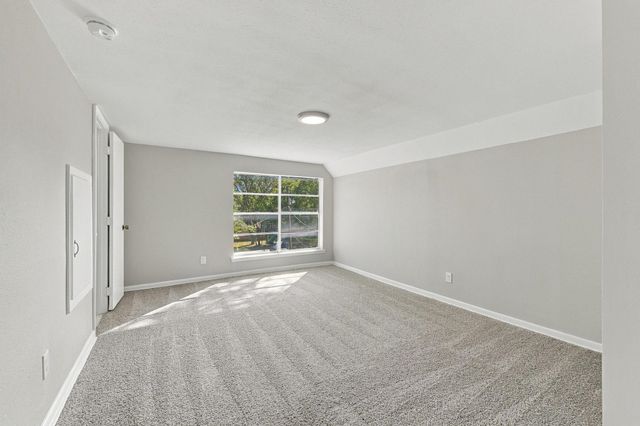 512 E Main Street, Whitesboro, TX 76273