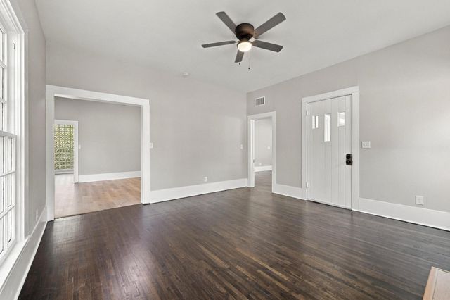 512 E Main Street, Whitesboro, TX 76273
