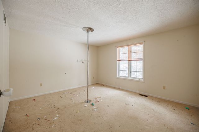 395 Taylor Rd, Mendon, NY 14472