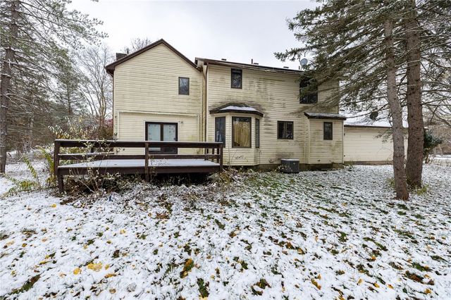 395 Taylor Rd, Mendon, NY 14472