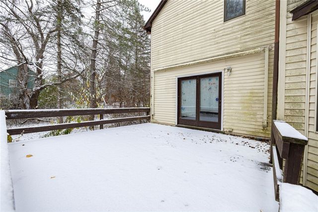 395 Taylor Rd, Mendon, NY 14472