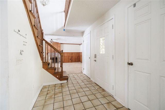 395 Taylor Rd, Mendon, NY 14472