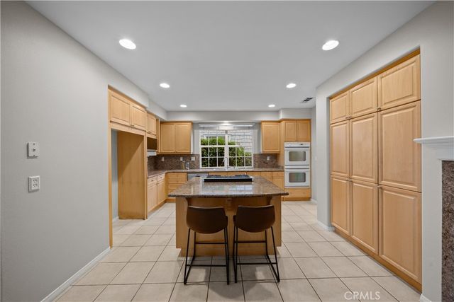 27032 Edgewater Lane, Valencia, CA 91355