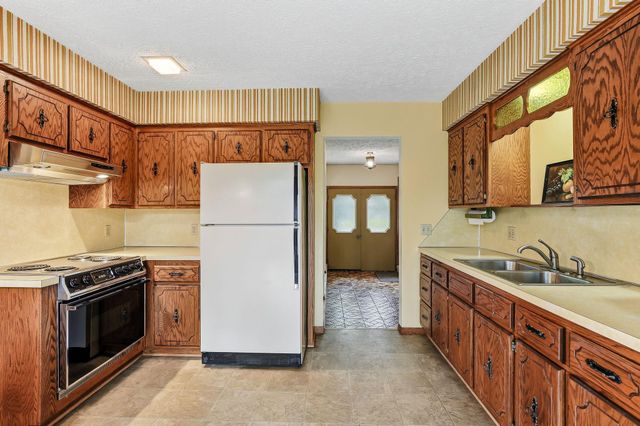21430 W Birchwood Circle NE, Cedar, MN 55011
