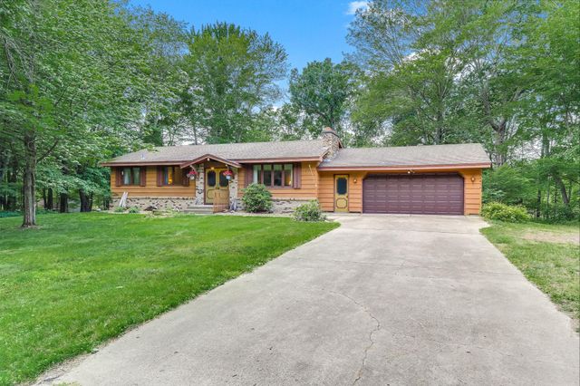 21430 W Birchwood Circle NE, Cedar, MN 55011