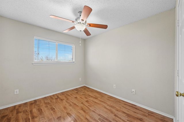 6632 Canyon Oak Drive, Fort Worth, TX 76112