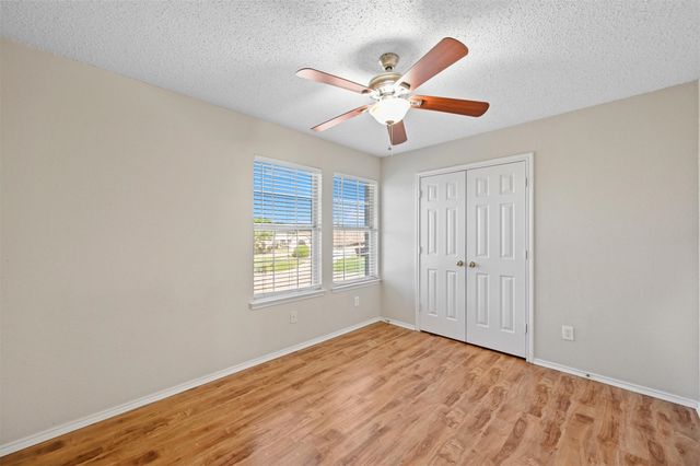 6632 Canyon Oak Drive, Fort Worth, TX 76112