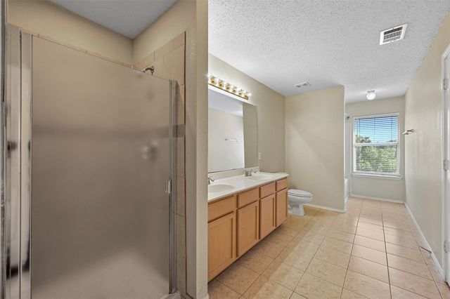 6632 Canyon Oak Drive, Fort Worth, TX 76112