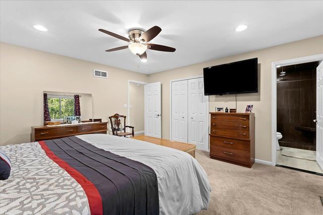 10932 Green Oaks Drive, South Lyon, MI 48178