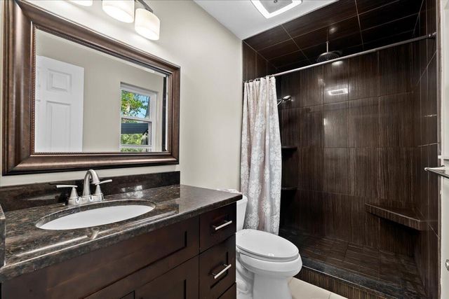 10932 Green Oaks Drive, South Lyon, MI 48178