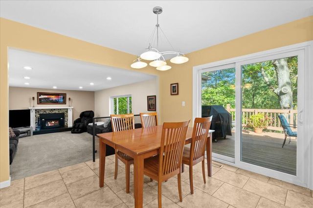 10932 Green Oaks Drive, South Lyon, MI 48178