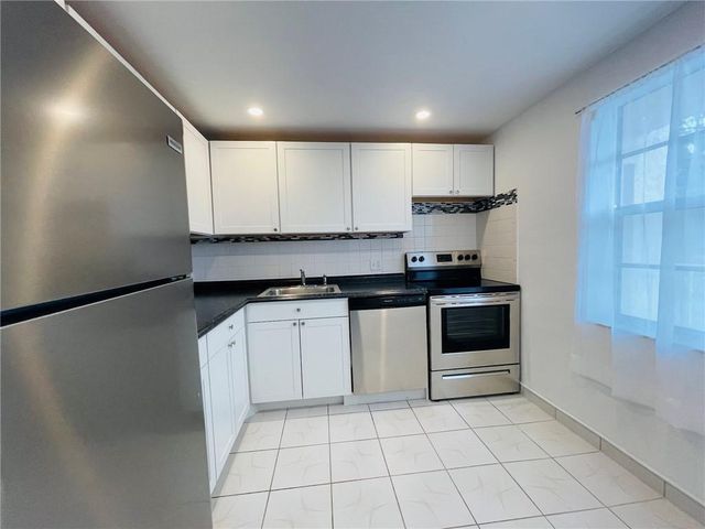 1040 COUNTRY CLUB Drive 306, Margate, FL 33063