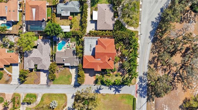 303 SUNNY LANE, Belleair, FL 33756
