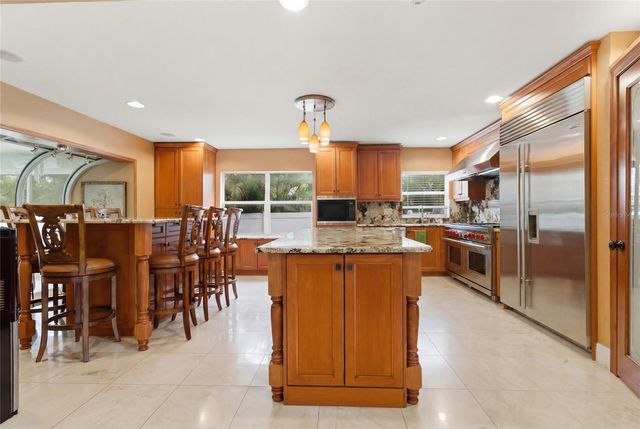 303 SUNNY LANE, Belleair, FL 33756