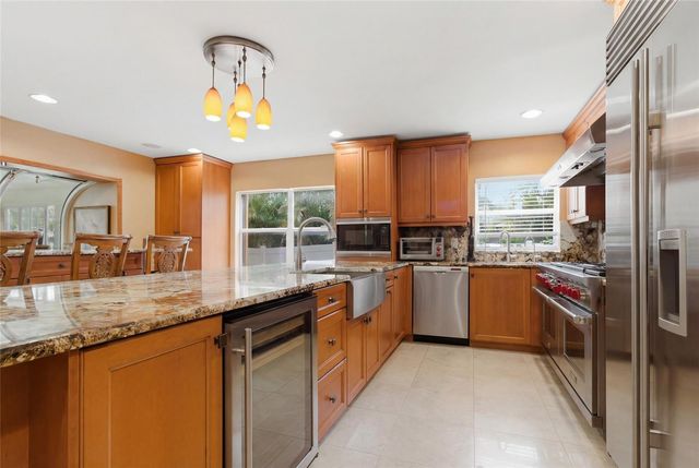 303 SUNNY LANE, Belleair, FL 33756