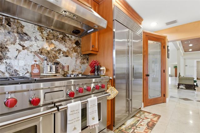 303 SUNNY LANE, Belleair, FL 33756