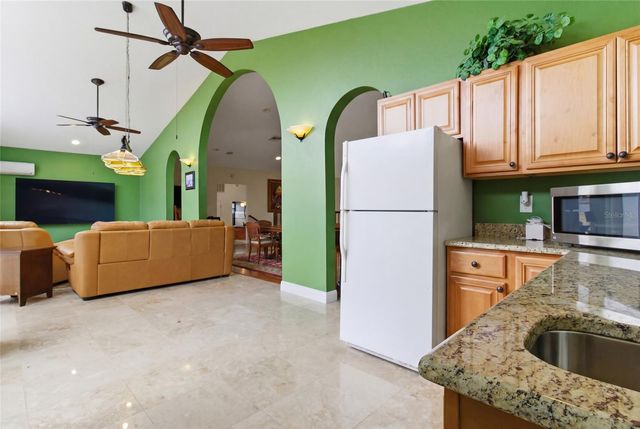 303 SUNNY LANE, Belleair, FL 33756