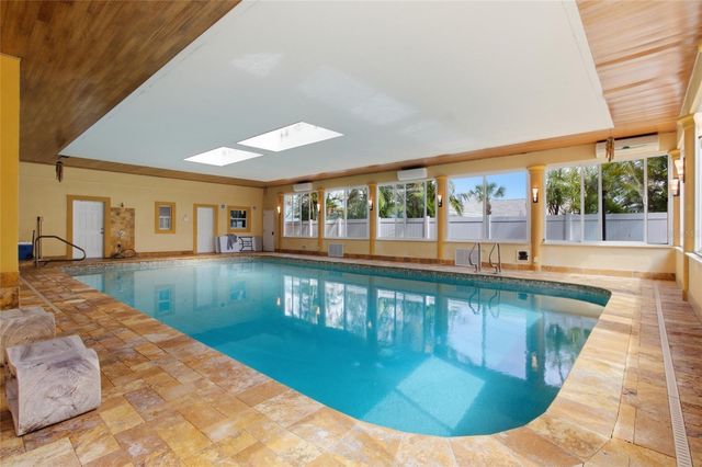 303 SUNNY LANE, Belleair, FL 33756