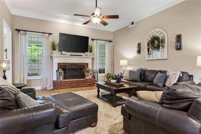 224 Amelia Way, Loganville, GA 30052
