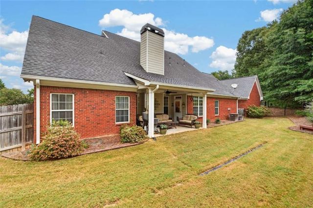 224 Amelia Way, Loganville, GA 30052