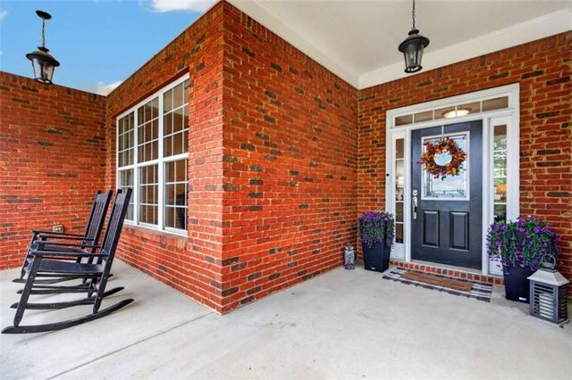 224 Amelia Way, Loganville, GA 30052