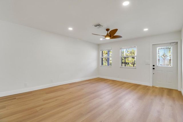 19965 Jasmine Drive, Jupiter, FL 33469