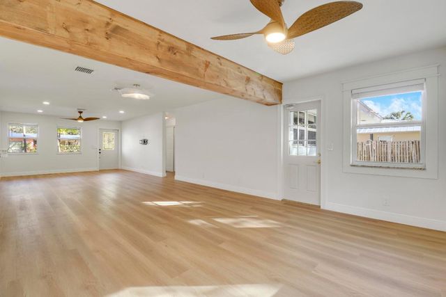 19965 Jasmine Drive, Jupiter, FL 33469