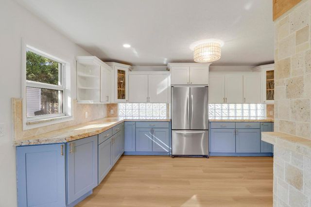 19965 Jasmine Drive, Jupiter, FL 33469