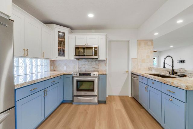 19965 Jasmine Drive, Jupiter, FL 33469