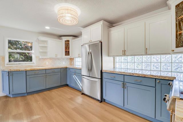 19965 Jasmine Drive, Jupiter, FL 33469