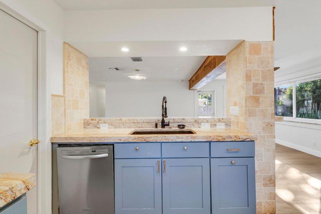 19965 Jasmine Drive, Jupiter, FL 33469