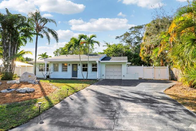 19965 Jasmine Drive, Jupiter, FL 33469