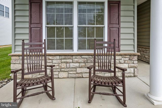 1022 GLORY WAY, Lititz, PA 17543