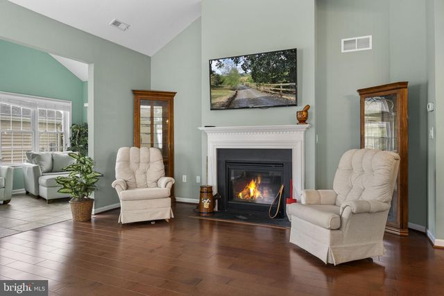 1022 GLORY WAY, Lititz, PA 17543